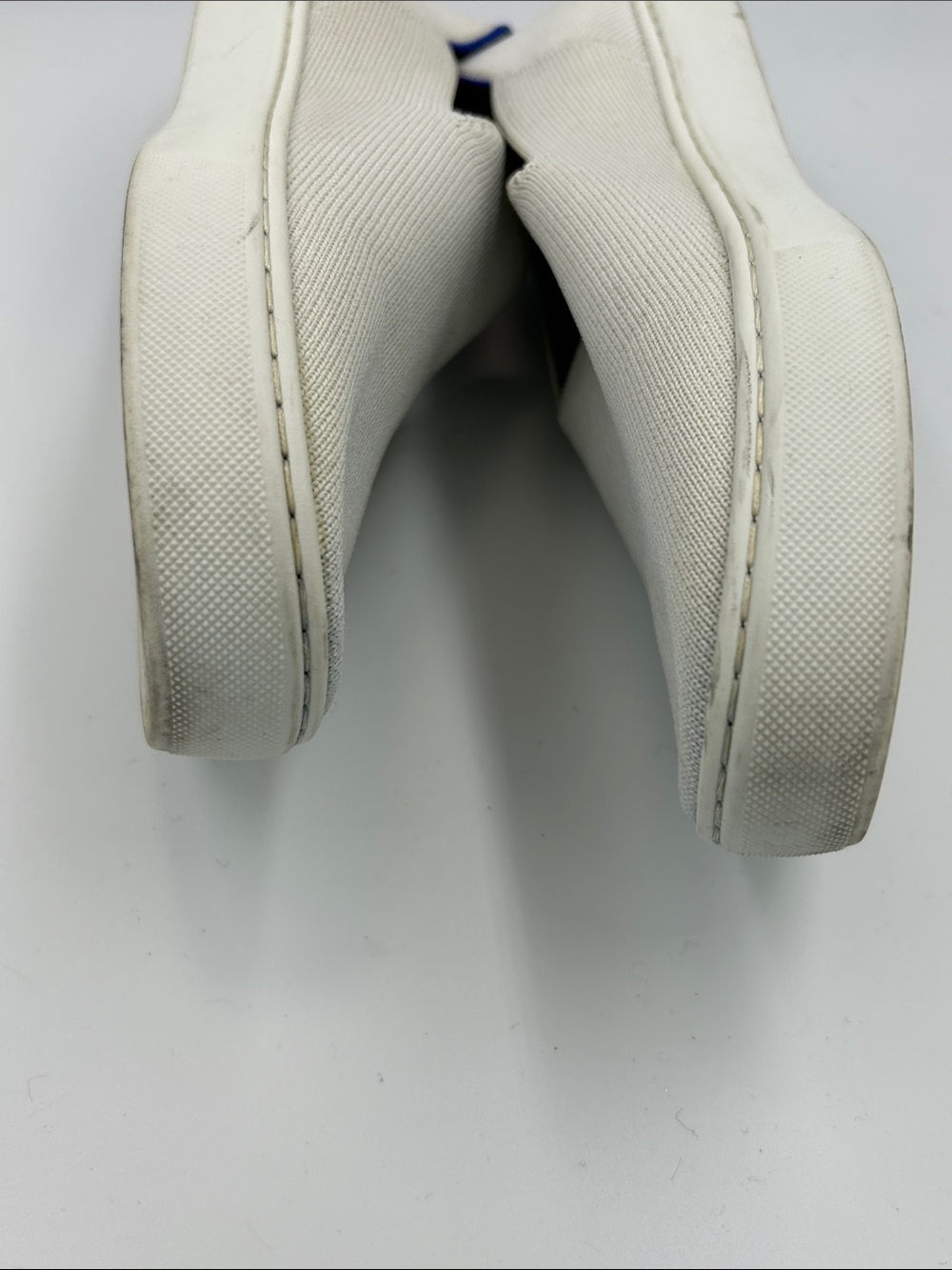 Rothy's The Sneaker in White/Bright Blue Striped Heel Size 8 - Picture 9 of 9